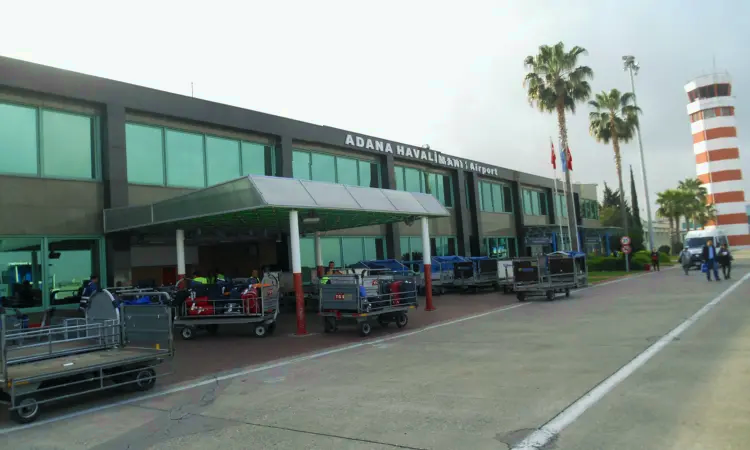 Aeroportul Adana Şakirpaşa