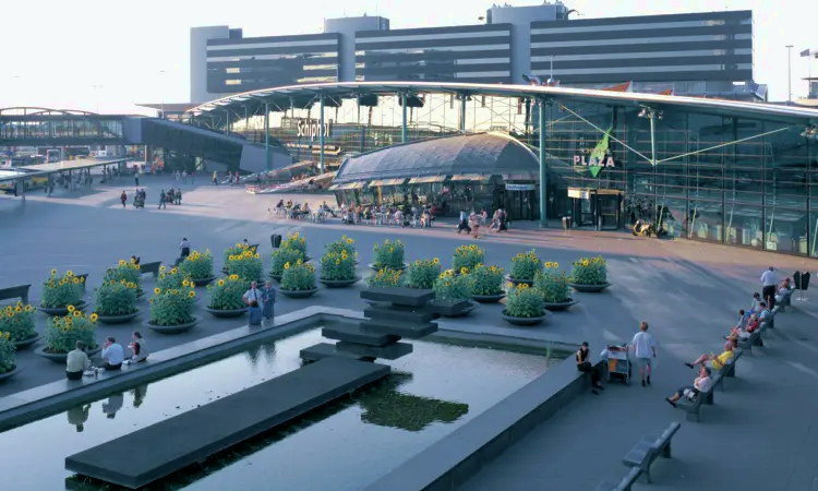 Amsterdamské letiště Schiphol