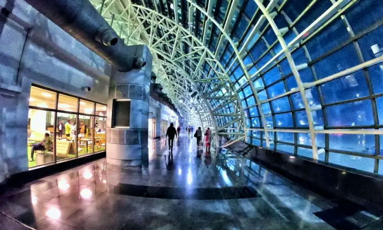 مطار سري جورو رام داس جي الدولي