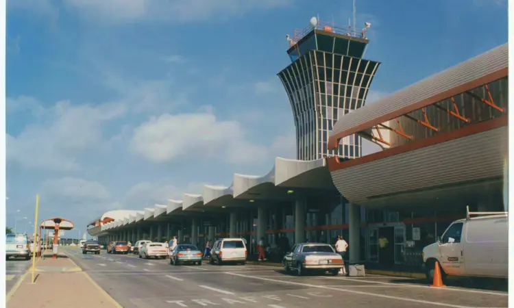 Міжнародний аеропорт Остін-Бергстром