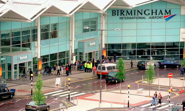 Birminghams internationella flygplats