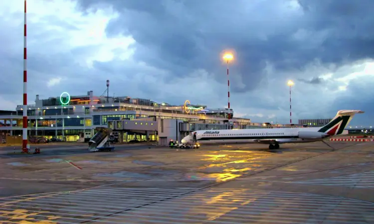 Aeropuerto de Bari Karol Wojtyla