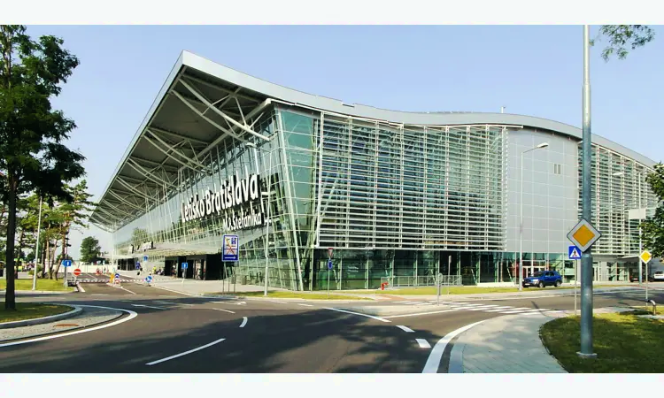 Aeropuerto de Štefánik