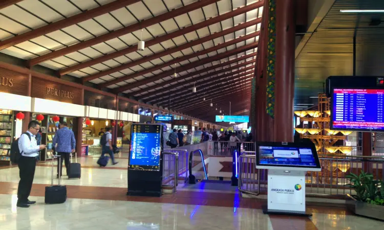 Międzynarodowy port lotniczy Soekarno-Hatta