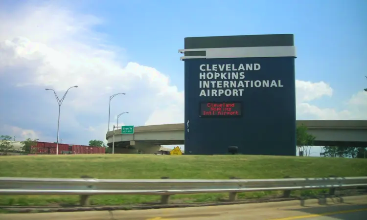 Cleveland Hopkinsin kansainvälinen lentokenttä