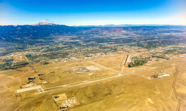 Aéroport de Colorado Springs