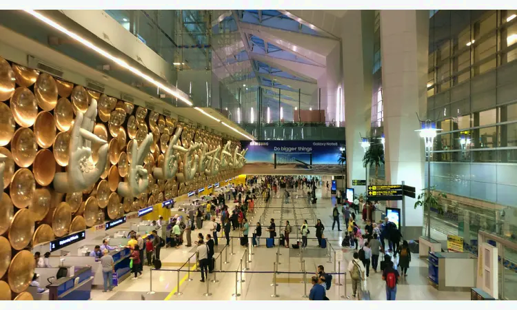 Международный аэропорт Индиры Ганди