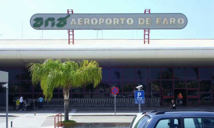 Аэропорт Фару