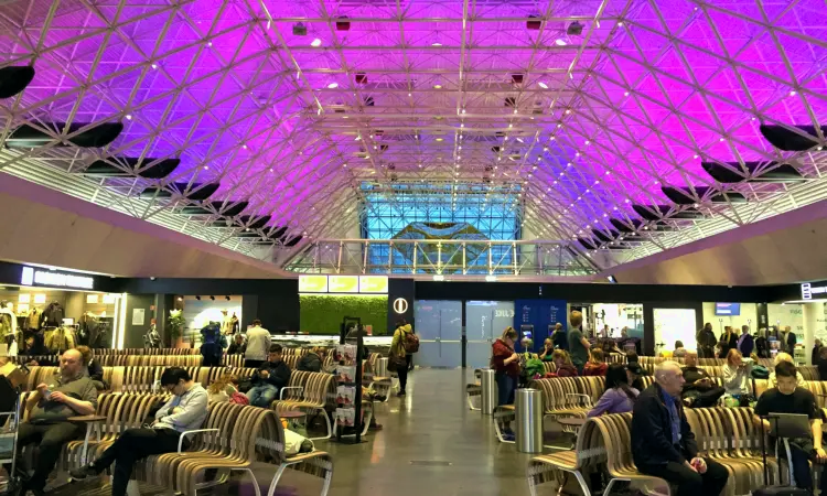 Aeroportul Internațional Keflavik