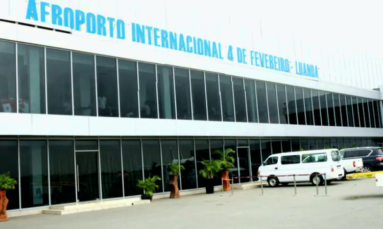 Международный аэропорт Куатро де Феверейру