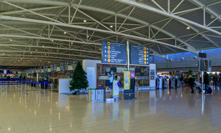 Internationaler Flughafen Larnaka