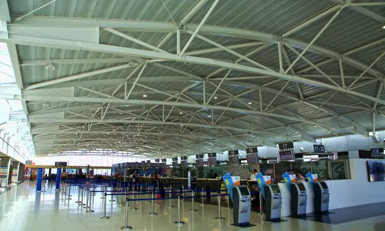 Larnaka Uluslararası Havaalanı