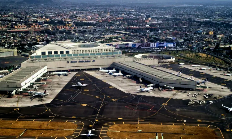 Международный аэропорт Бенито Хуарес