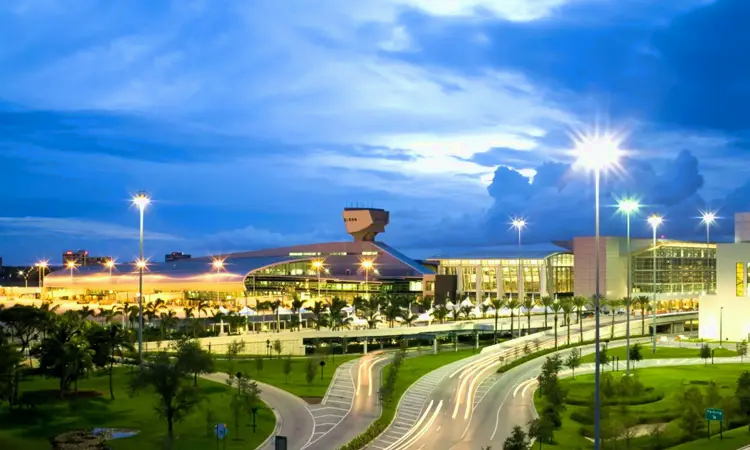 مطار ميامي الدولي