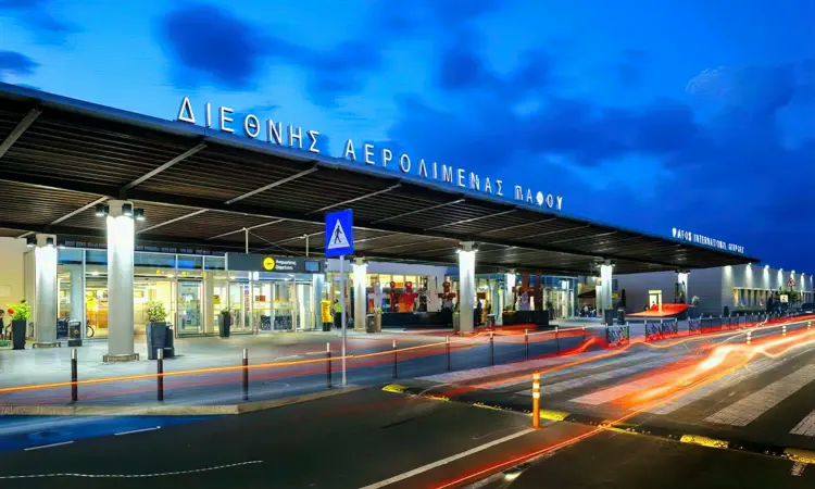 Internationaler Flughafen Paphos