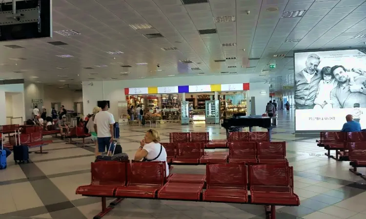 Аэропорт Фальконе-Борселлино