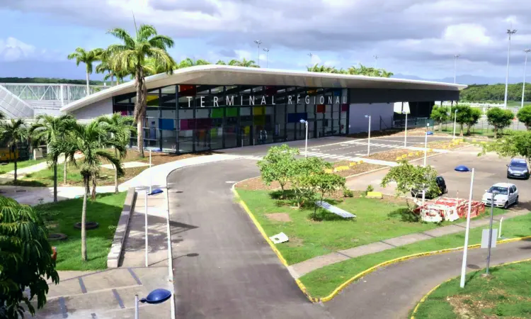 Aéroport international de Pointe-à-Pitre