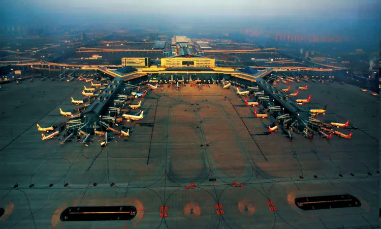 مطار شنغهاي بودونغ الدولي