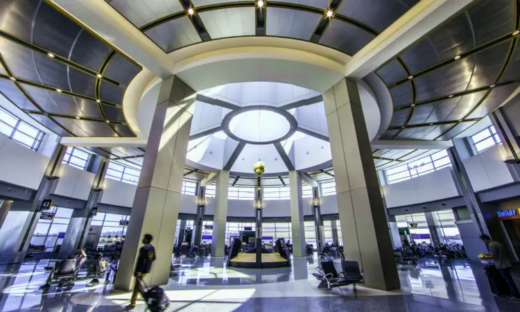 مطار سان دييغو الدولي