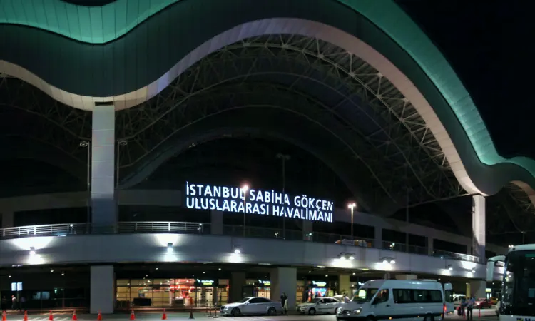 Международный аэропорт Сабиха Гёкчен
