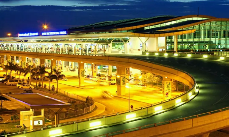 Aéroport international de Tan Sơn Nhất