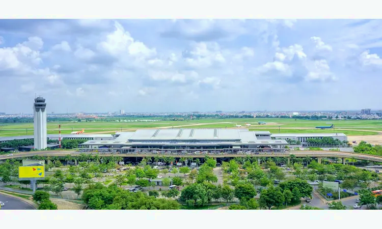 Tân Sơn Nhất internasjonale flyplass