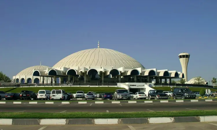 De internationale luchthaven van Sharjah