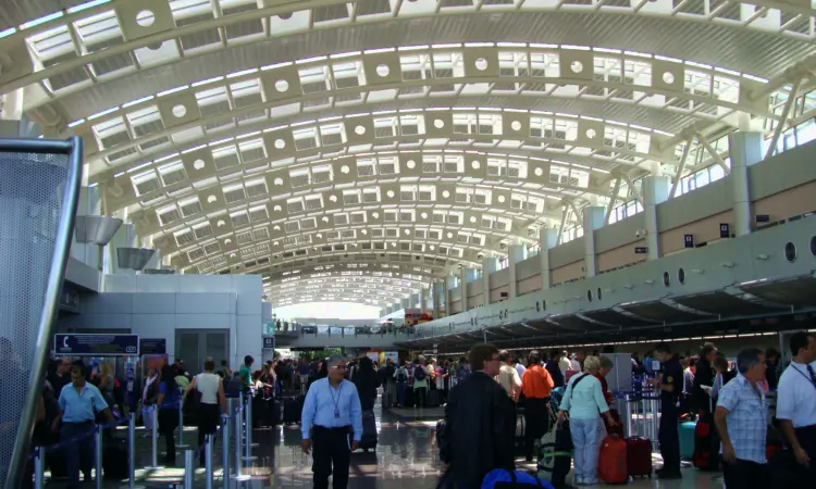 Norman Y. Mineta San Josén kansainvälinen lentoasema