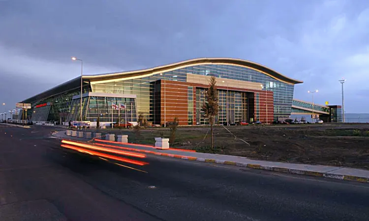 Aéroport international de Tbilissi